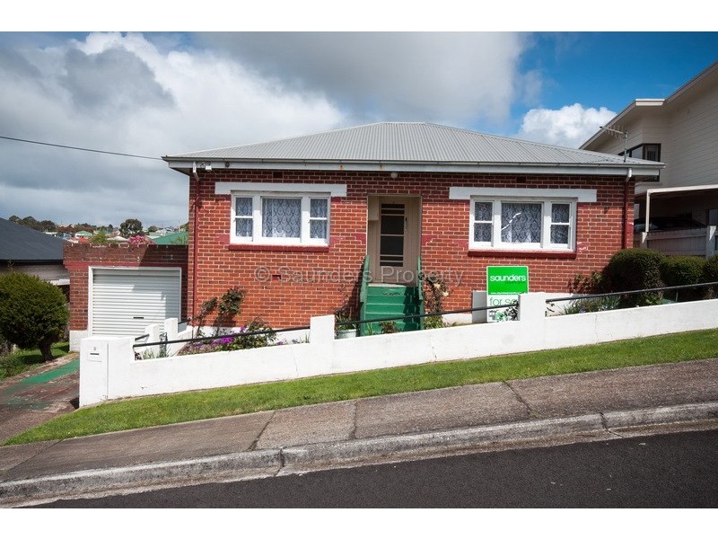 8 Hamilton Street, Upper Burnie TAS 7320