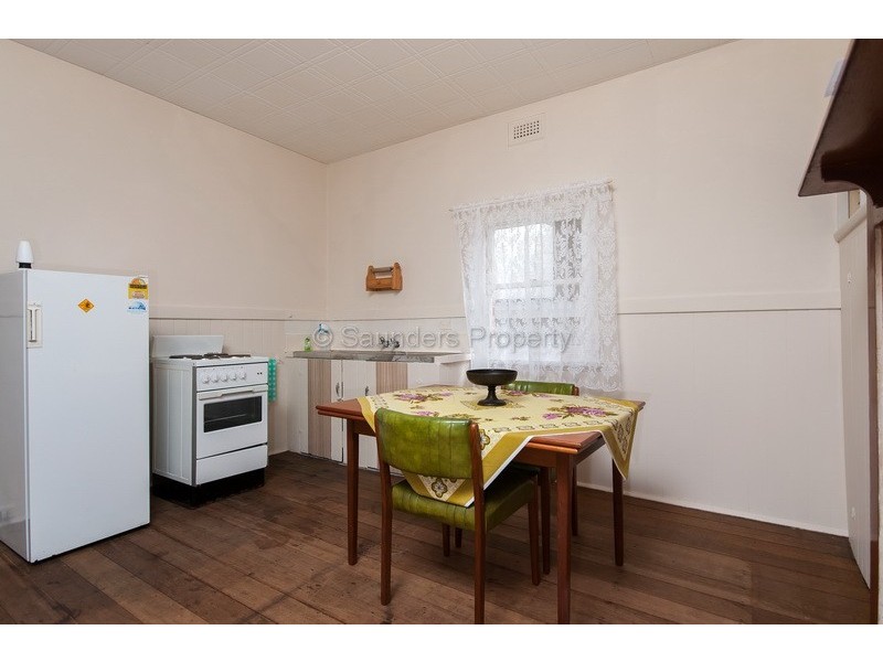 8 Hamilton Street, Upper Burnie TAS 7320