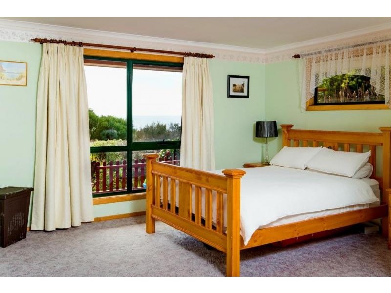 206A Main Road, Penguin TAS 7316