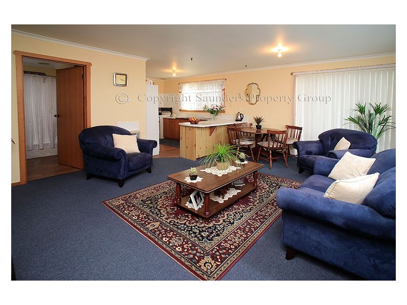 2/2 Euroka Court, Upper Burnie TAS 7320