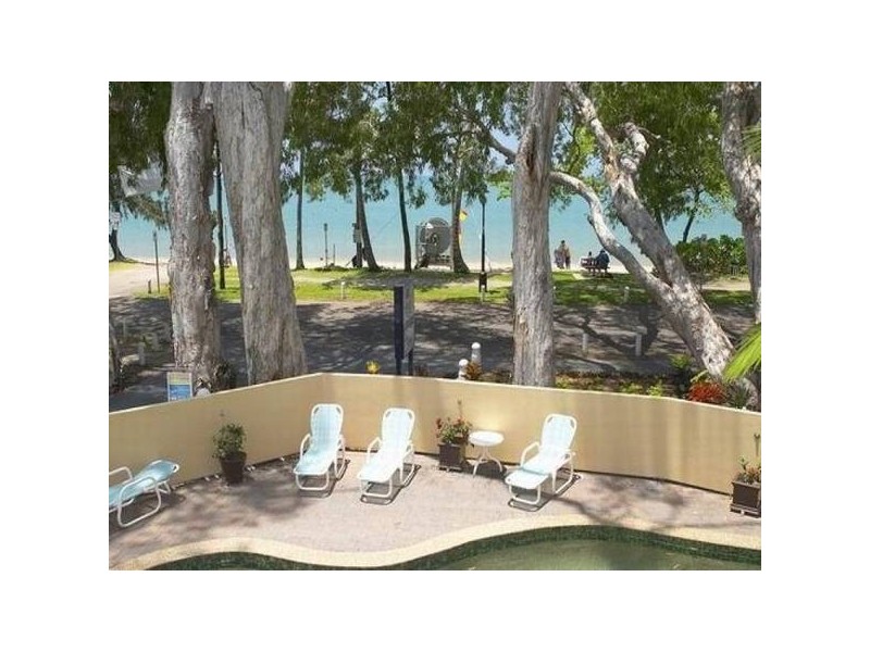 Palm Cove QLD 4879