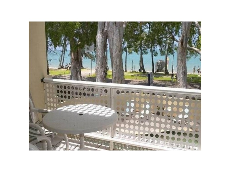 Palm Cove QLD 4879