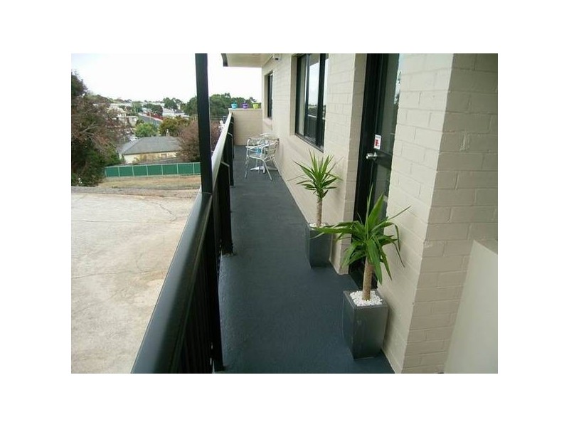 2/17 Verelle Street, Burnie TAS 7320