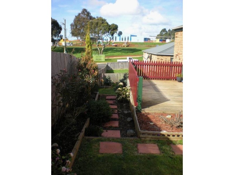 4/330 Mount Street, Burnie TAS 7320