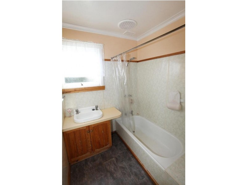 82 Stirling Street, Burnie TAS 7320