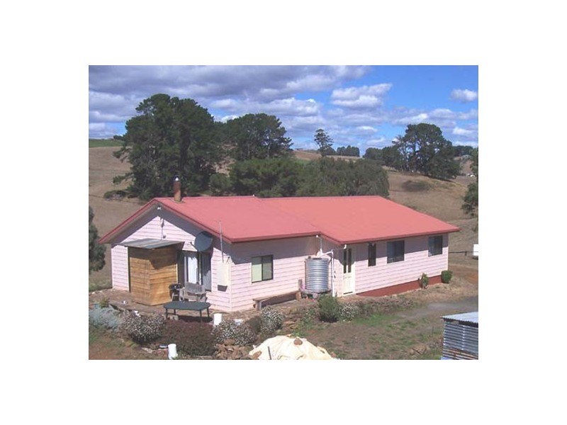 96 Laoona Road, Burnie TAS 7320