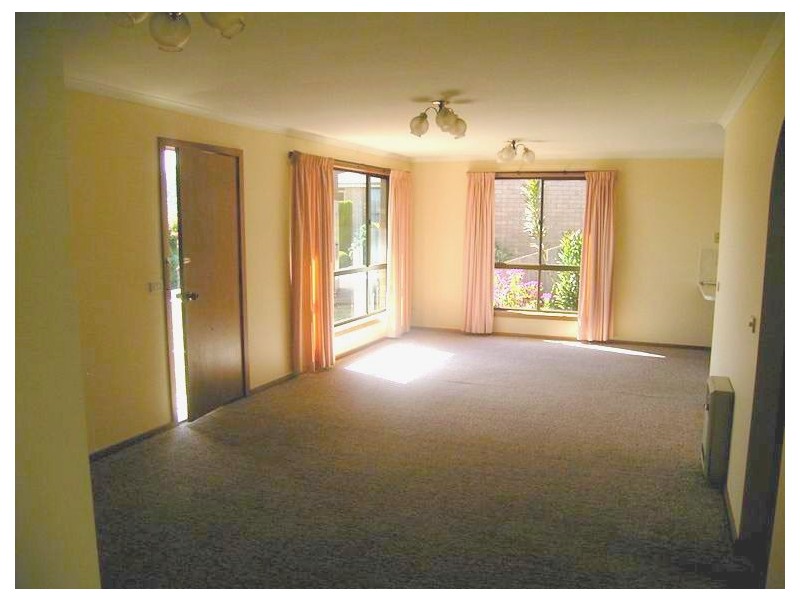 2/117 West Park Grove, Burnie TAS 7320