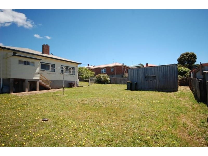 9 Reid Street, Upper Burnie TAS 7320