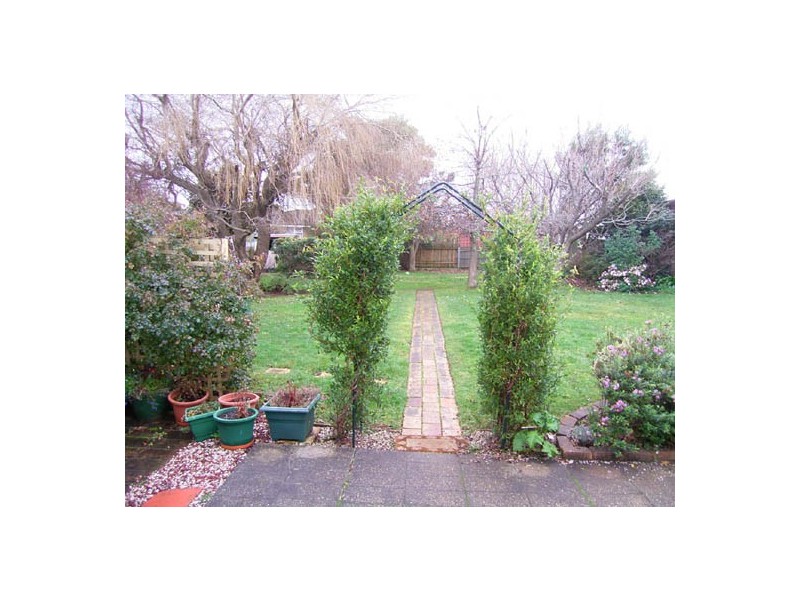 11 Van Diemans Crescent, Burnie TAS 7320