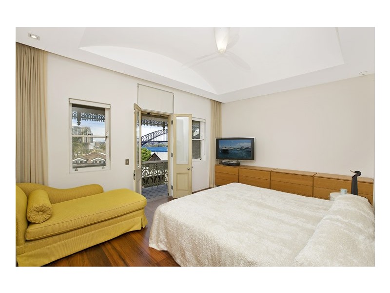 2 Waiwera Street, Mcmahons Point NSW 2060