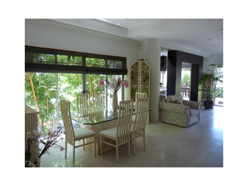 19 River Cove, Helensvale QLD 4212