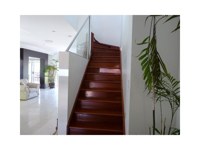 19 River Cove, Helensvale QLD 4212