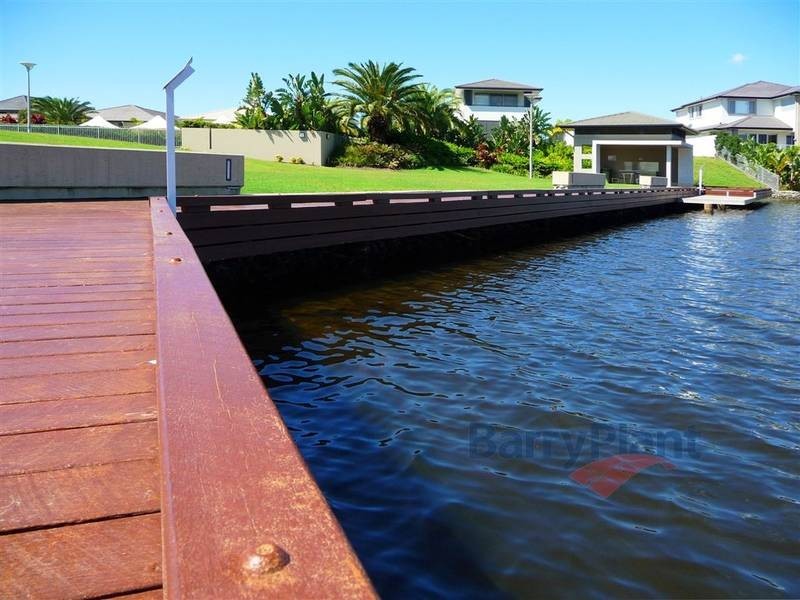 6091 Lugano Drive, Hope Island QLD 4212