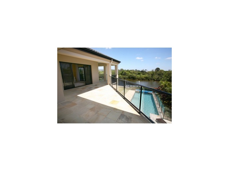 2346 Cressbrook Drive, Hope Island QLD 4212