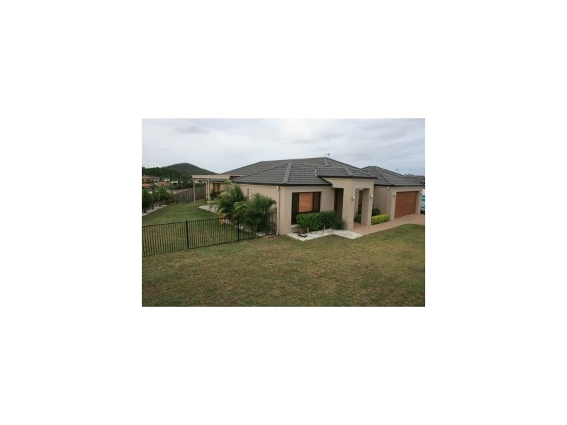 6 Cossington Circuit, Maudsland QLD 4210