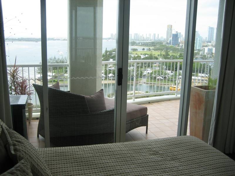 1403/182 Marine Parade, Labrador QLD 4215