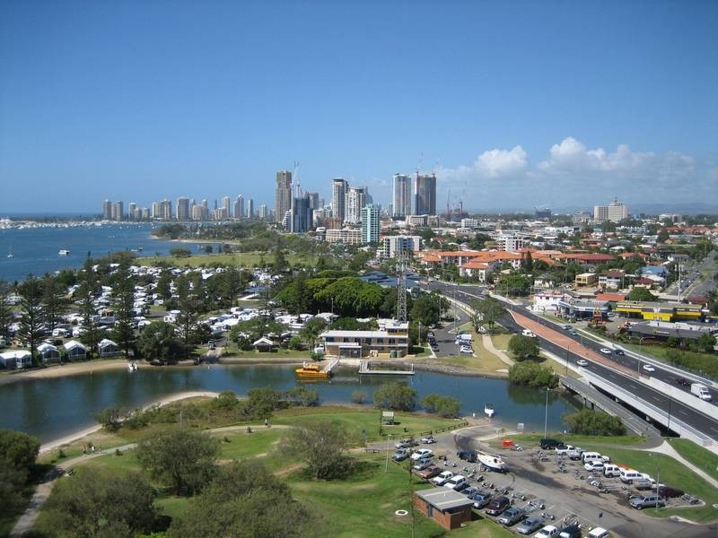 1403/182 Marine Parade, Labrador QLD 4215