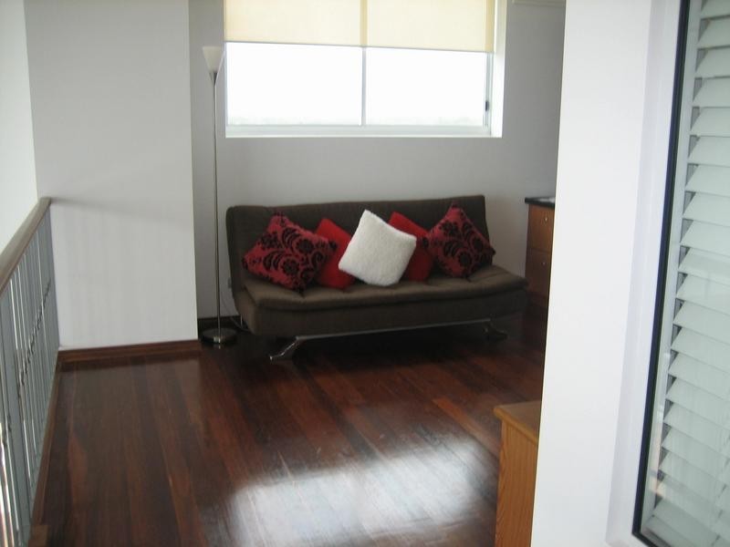 1403/182 Marine Parade, Labrador QLD 4215