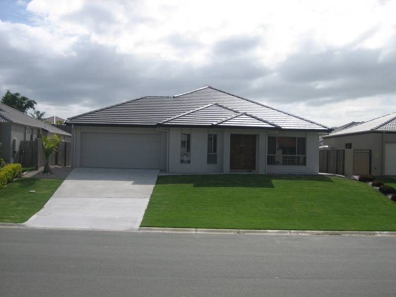 49 Regatta Avenue, Oxenford QLD 4210