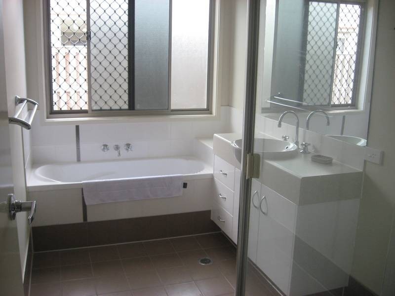 49 Regatta Avenue, Oxenford QLD 4210