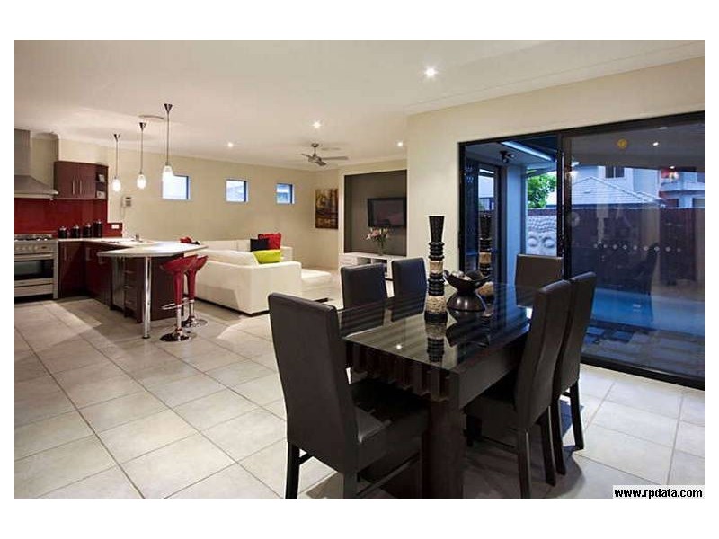 52 Southaven Drive, Helensvale QLD 4212