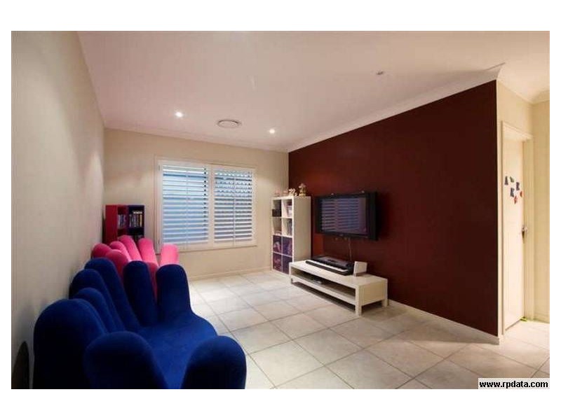 52 Southaven Drive, Helensvale QLD 4212