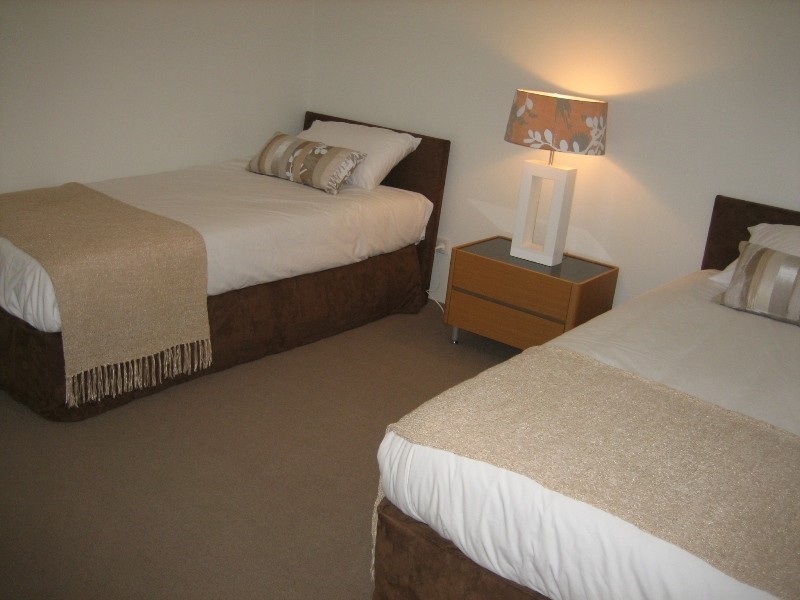 1767/1700 Rialto Quay Drive, Hope Island QLD 4212