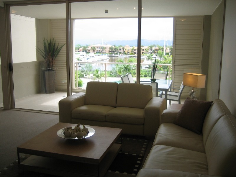 1767/1700 Rialto Quay Drive, Hope Island QLD 4212