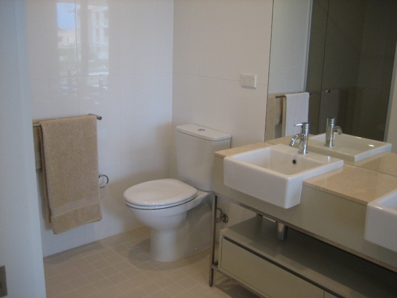 1767/1700 Rialto Quay Drive, Hope Island QLD 4212