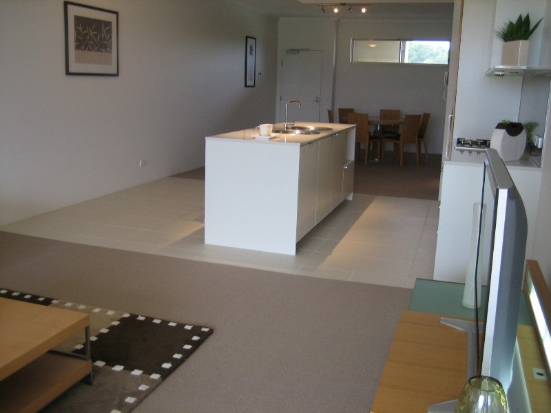 1767/1700 Rialto Quay Drive, Hope Island QLD 4212