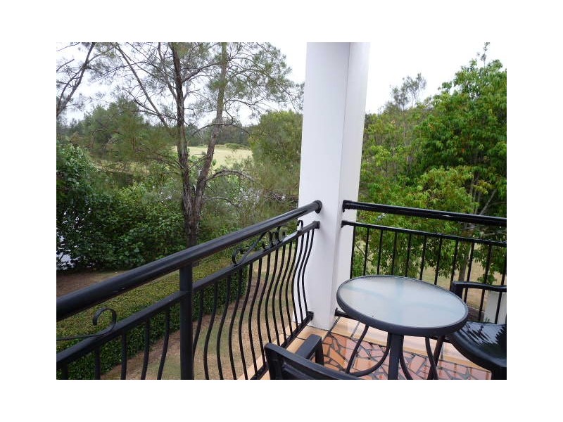 8841 Magnolia Drive, Hope Island QLD 4212