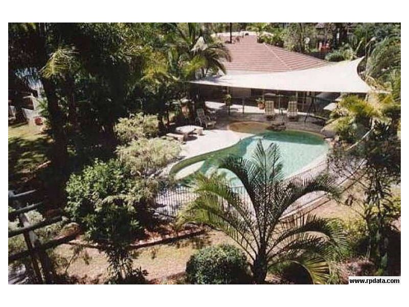 5 Dawson Court, Helensvale QLD 4212