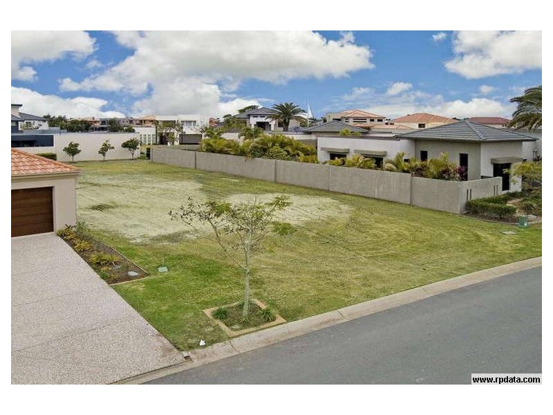 2558 Cressbrook Drive, Hope Island QLD 4212