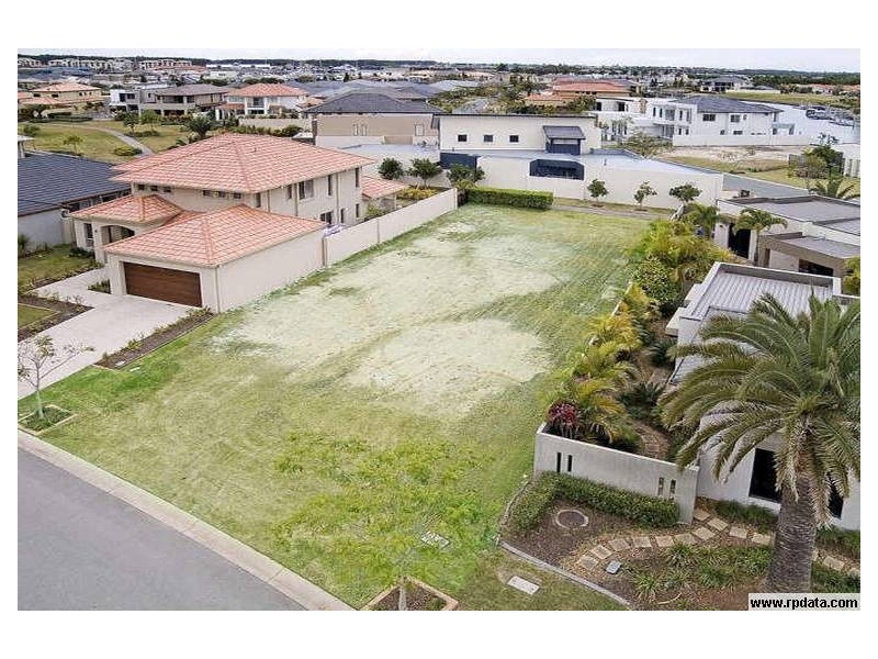 2558 Cressbrook Drive, Hope Island QLD 4212