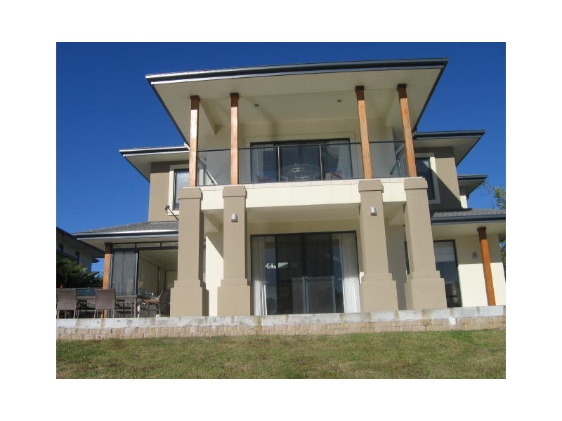 Hope Island QLD 4212