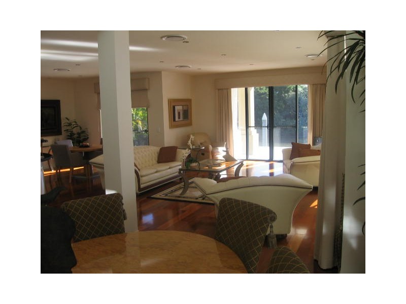 Hope Island QLD 4212