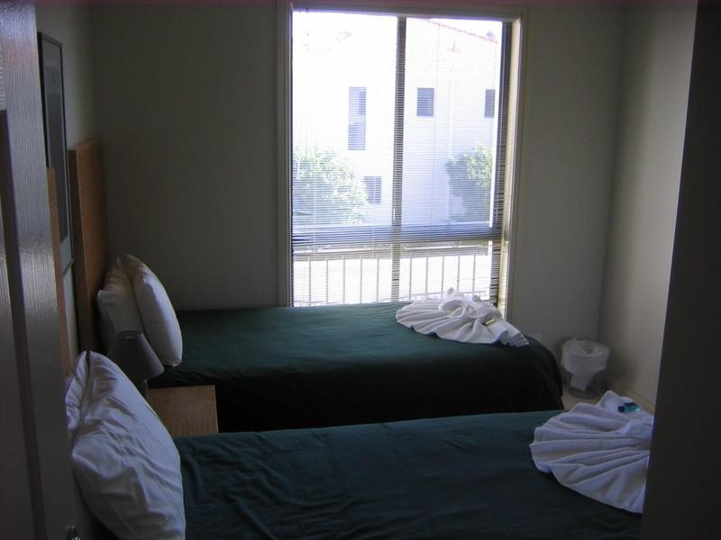 8878 MAGNOLIA DRIVE EAST, Hope Island QLD 4212