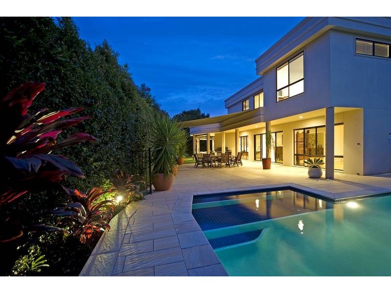 1646 Riverdale Court, Hope Island QLD 4212