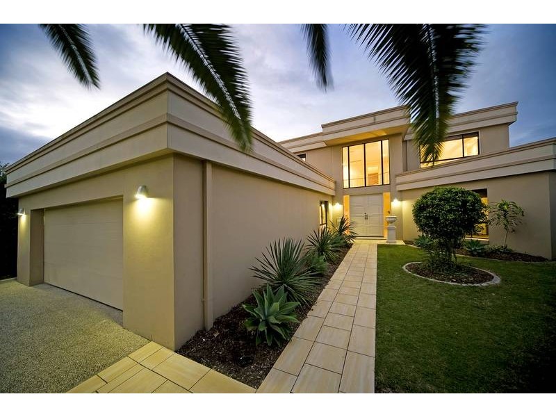 1646 Riverdale Court, Hope Island QLD 4212