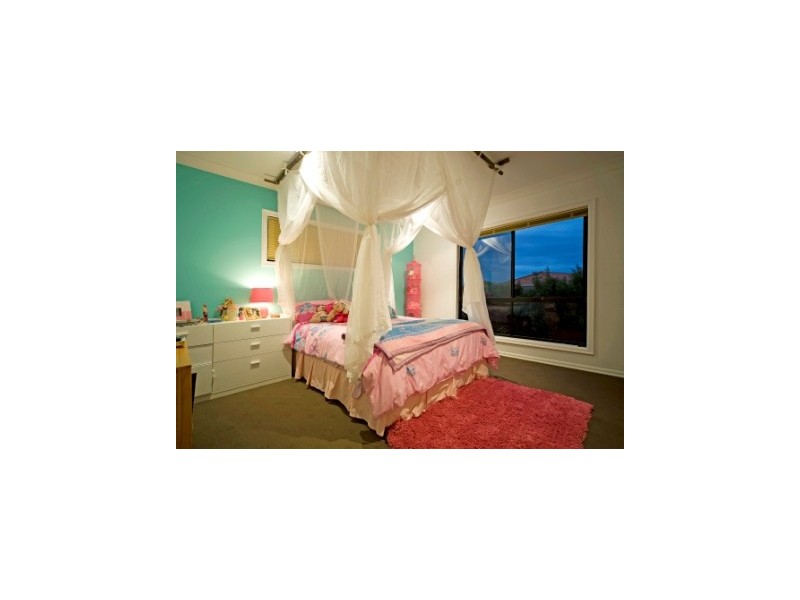 1646 Riverdale Court, Hope Island QLD 4212