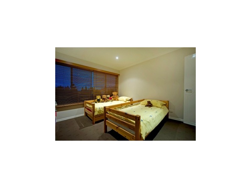 1646 Riverdale Court, Hope Island QLD 4212