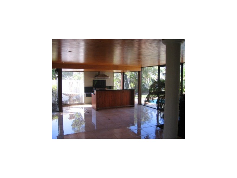 7063 Riverview Crescent, Sanctuary Cove QLD 4212