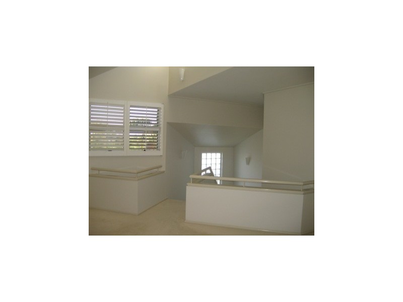 7063 Riverview Crescent, Sanctuary Cove QLD 4212