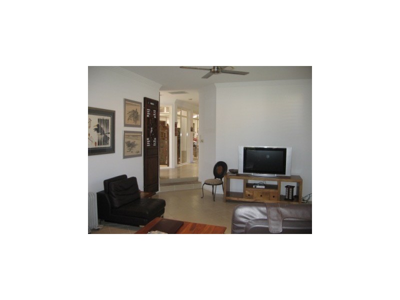 1001 Rosebank Way, Hope Island QLD 4212