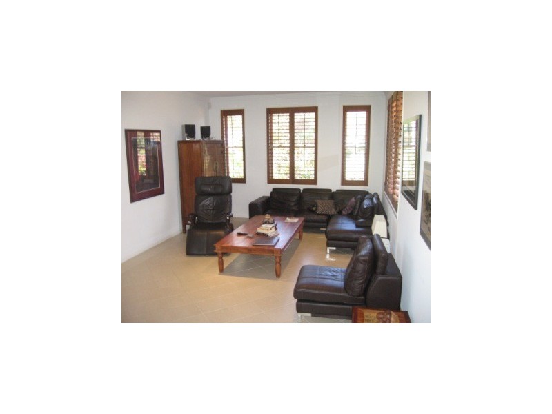 1001 Rosebank Way, Hope Island QLD 4212