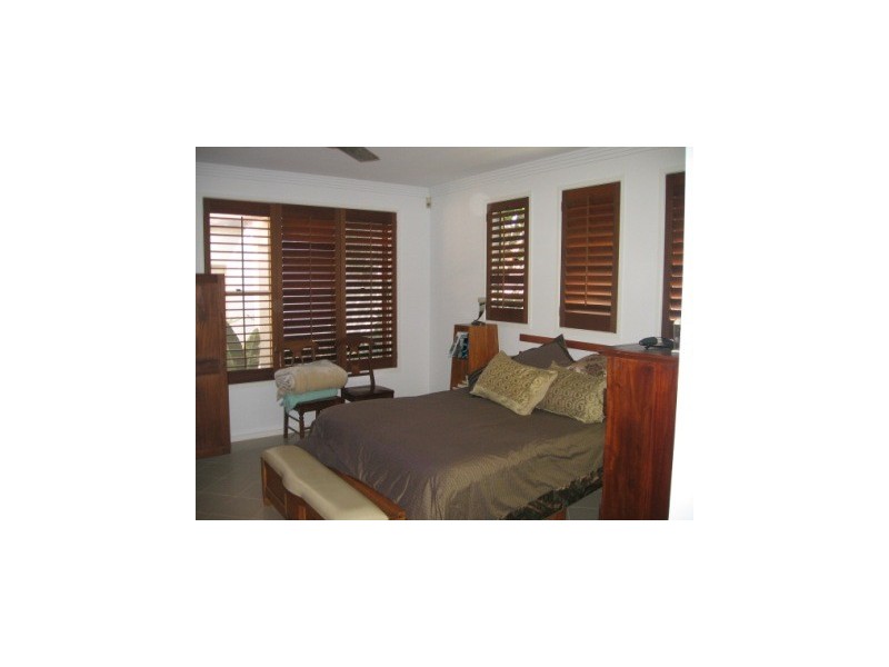 1001 Rosebank Way, Hope Island QLD 4212