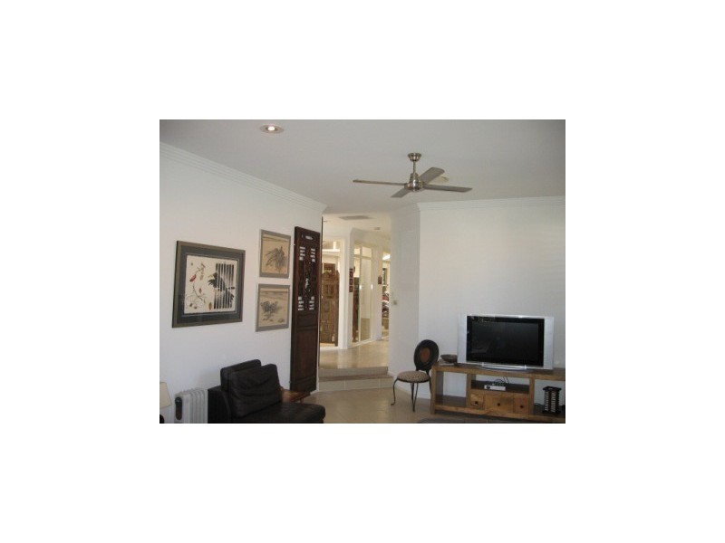 1001 Rosebank Way, Hope Island QLD 4212