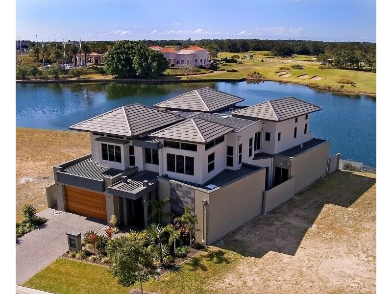 6174 Murten Court, Hope Island QLD 4212