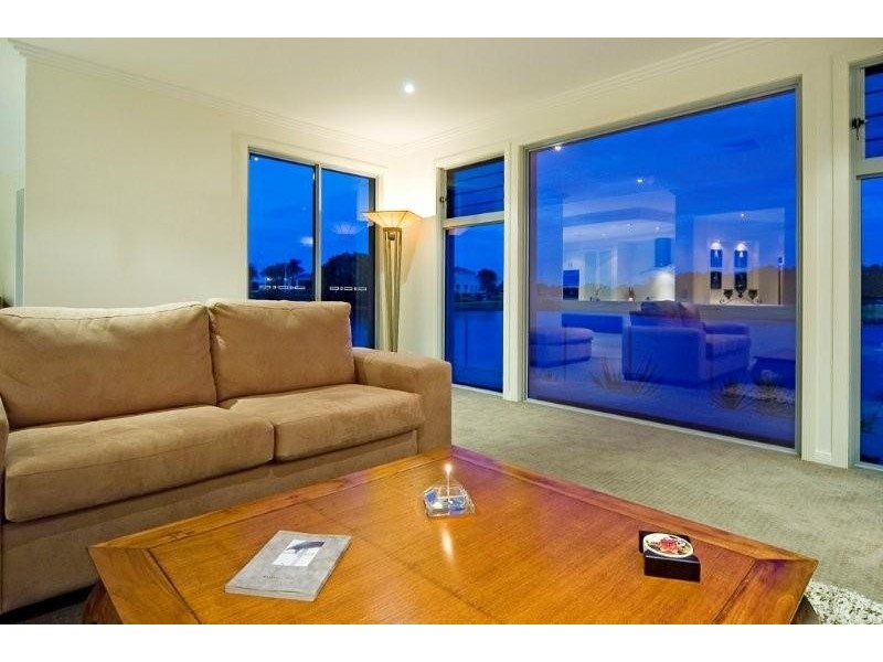 6174 Murten Court, Hope Island QLD 4212