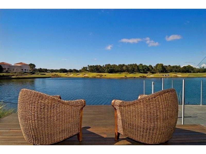 6174 Murten Court, Hope Island QLD 4212